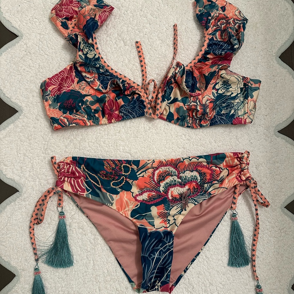 Floral Ruffle Bikini Set